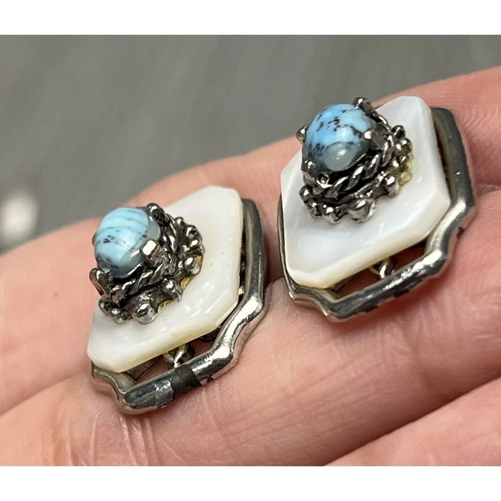 Vintage White & Turquoise Color Cabochon Silver Tone Cufflinks Fashion Jewelry